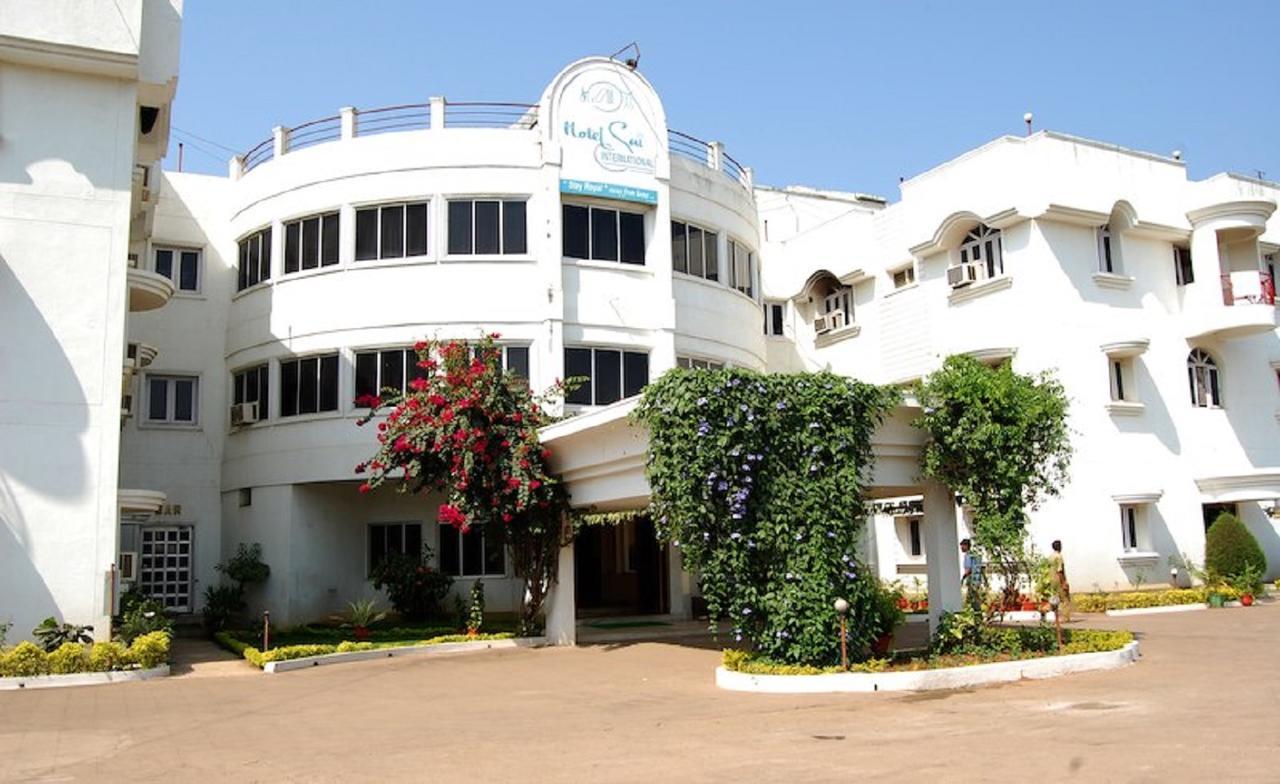 Hotel Sai International Rayagada Exterior foto
